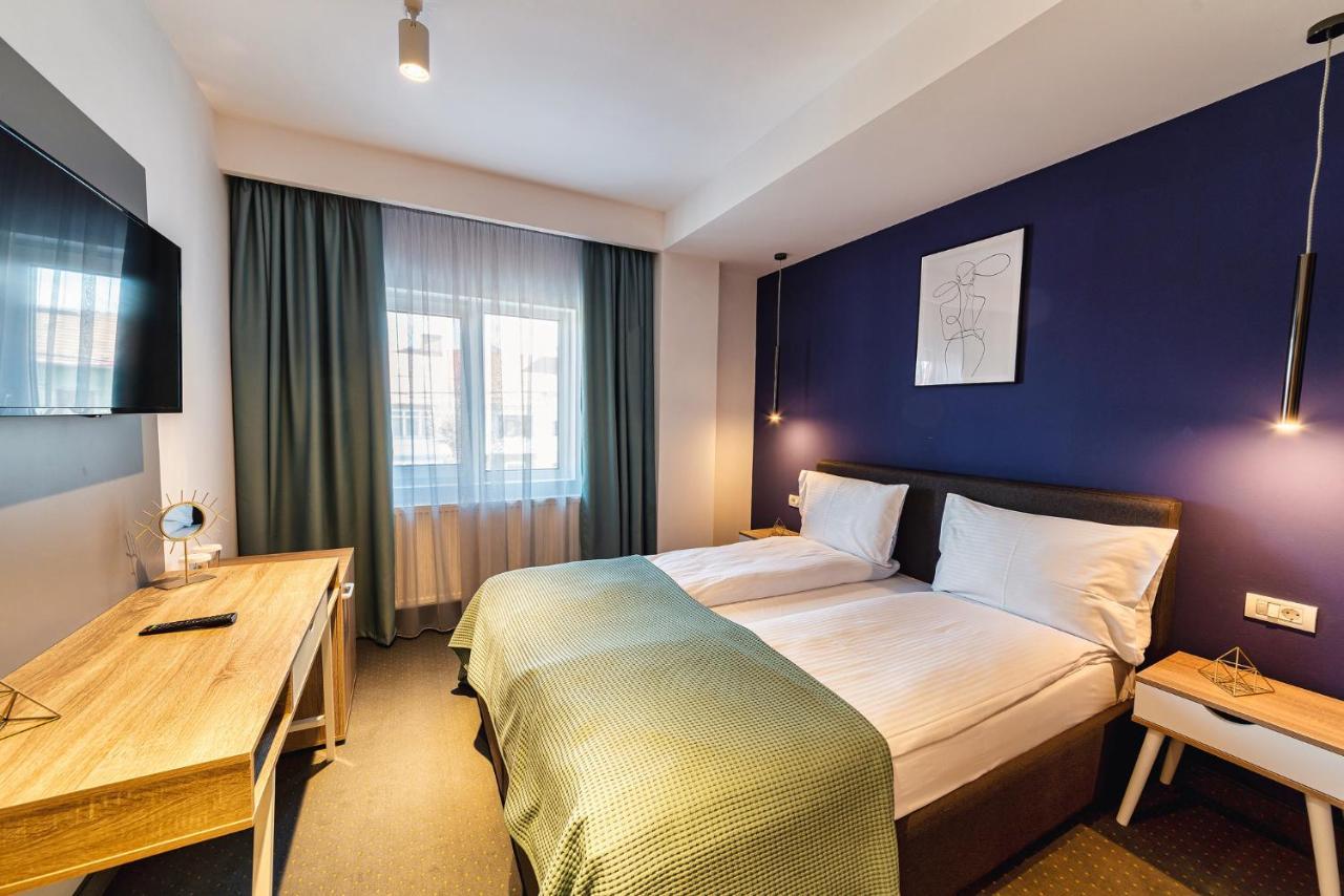 Saga Rooms Victoria  Buitenkant foto
