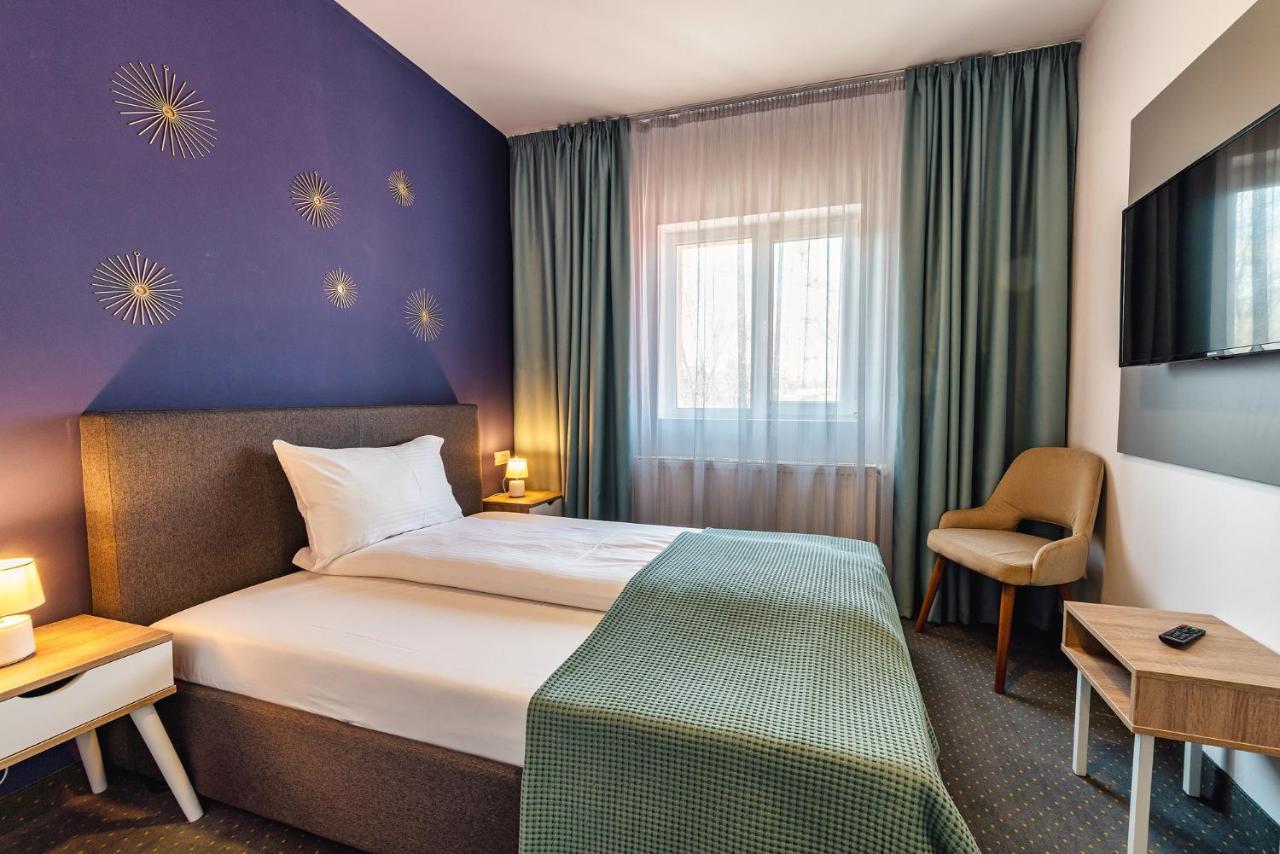 Saga Rooms Victoria  Buitenkant foto