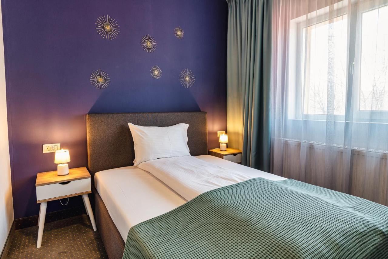 Saga Rooms Victoria  Buitenkant foto