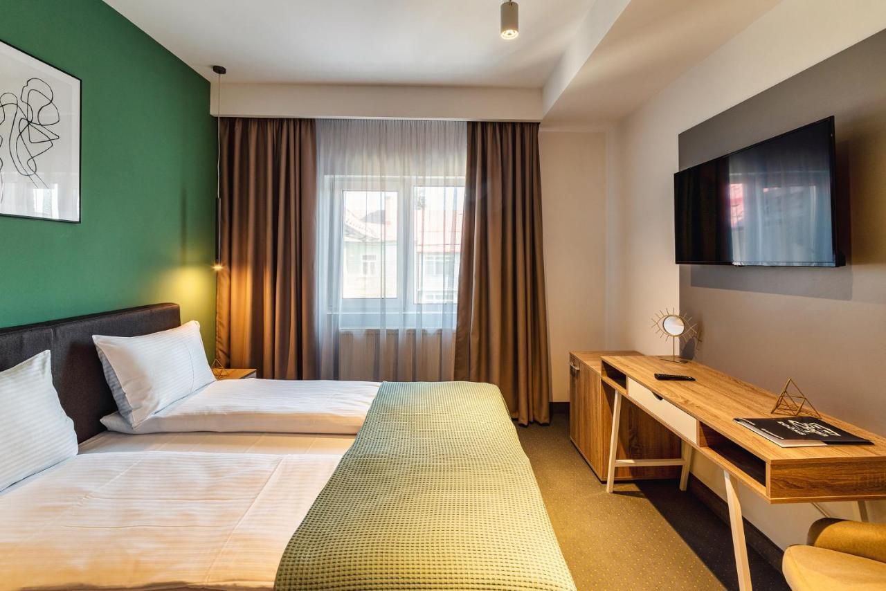 Saga Rooms Victoria  Buitenkant foto